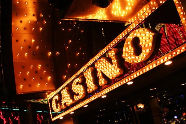 lambang bet featured game showcase